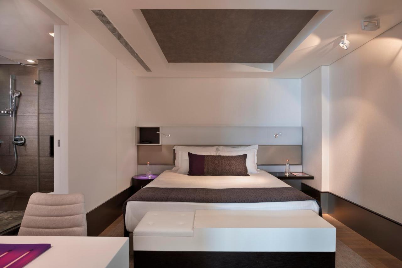 Royal Beach Hotel Tel Aviv By Isrotel Exclusive Ngoại thất bức ảnh A bedroom at the W Hotel in London